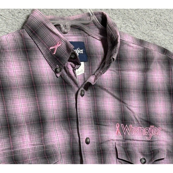 Wrangler Shirt Womens L Pink Breast Cancer Awareness Button Down‎ Embroidered - Picture 4 of 13